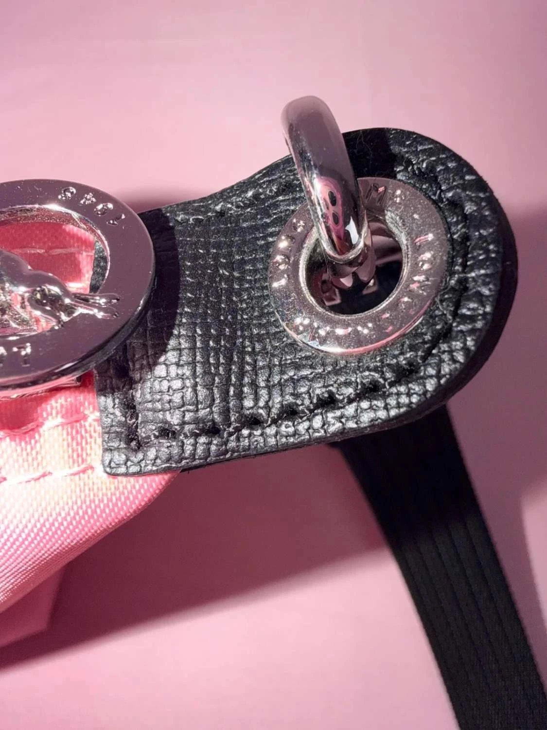 Kleine roze en zwarte Longchamp-tas schoon – photo 6